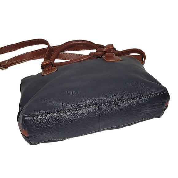 Rowallan Navy blue handbag with a removable strap. - Picture 5 of 7